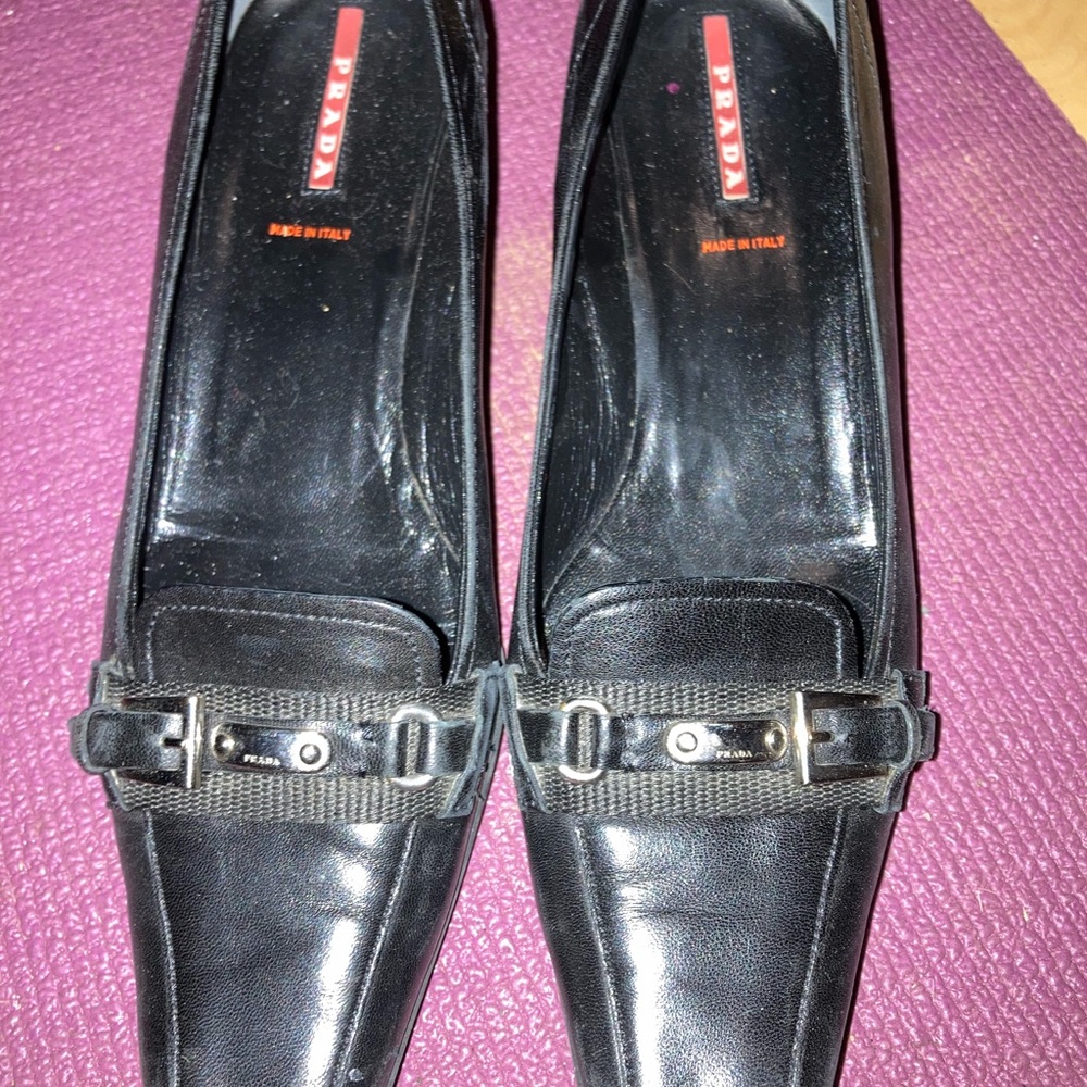 Vintage Prada kitten heels size 39.5